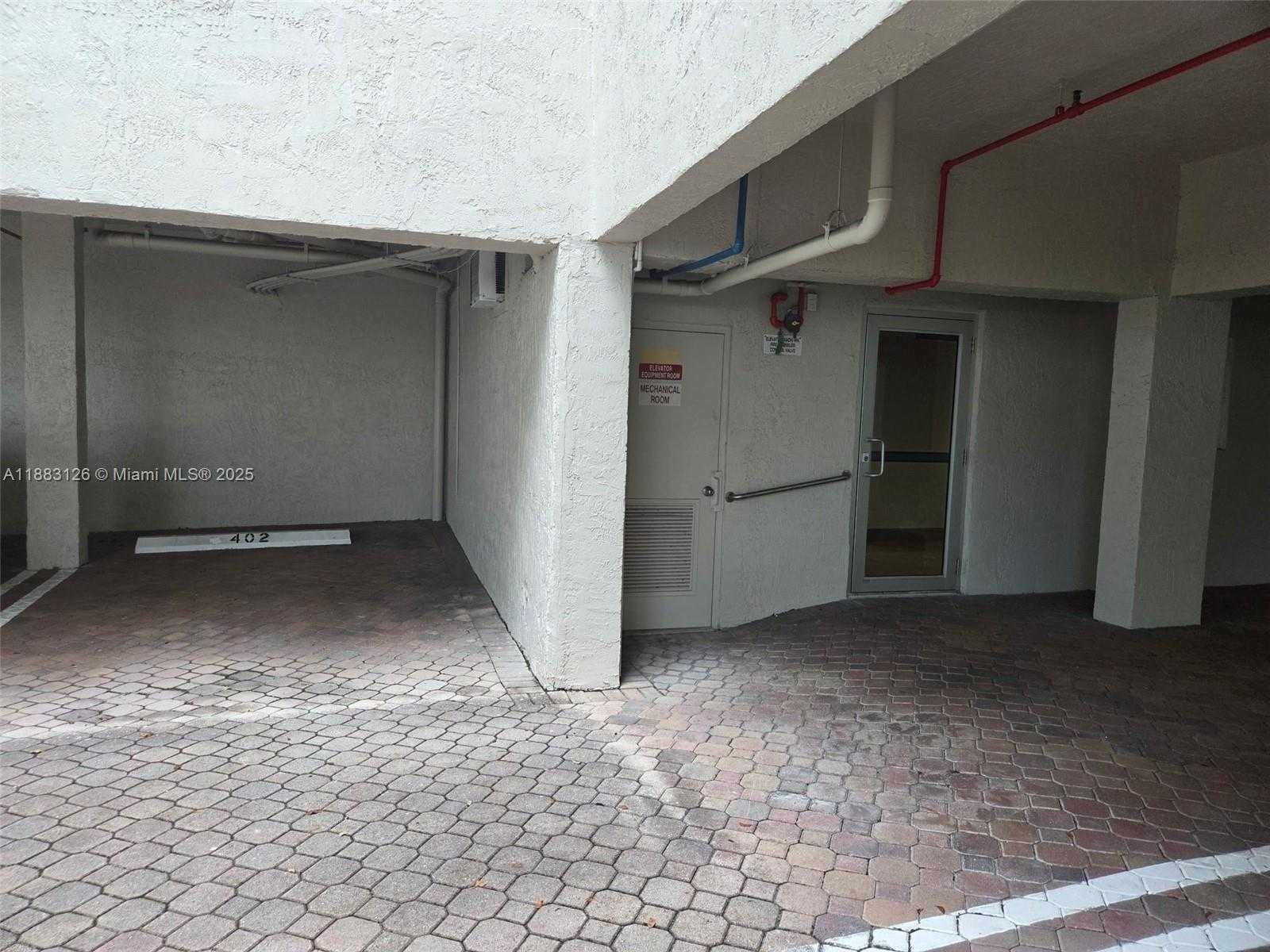 Small Image of 1918 BRICKELL AVE #402, Miami Number 7
