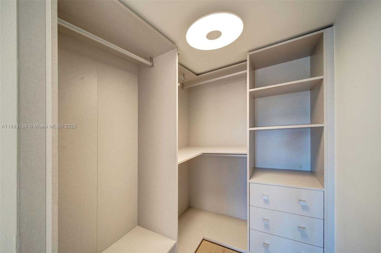 Small Image of 1500 BAY RD #T-1522, Miami Beach Number 23