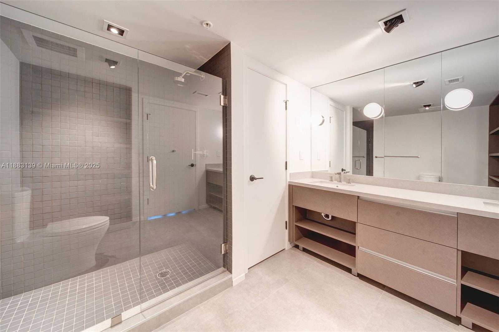 Small Image of 1500 BAY RD #T-1522, Miami Beach Number 26