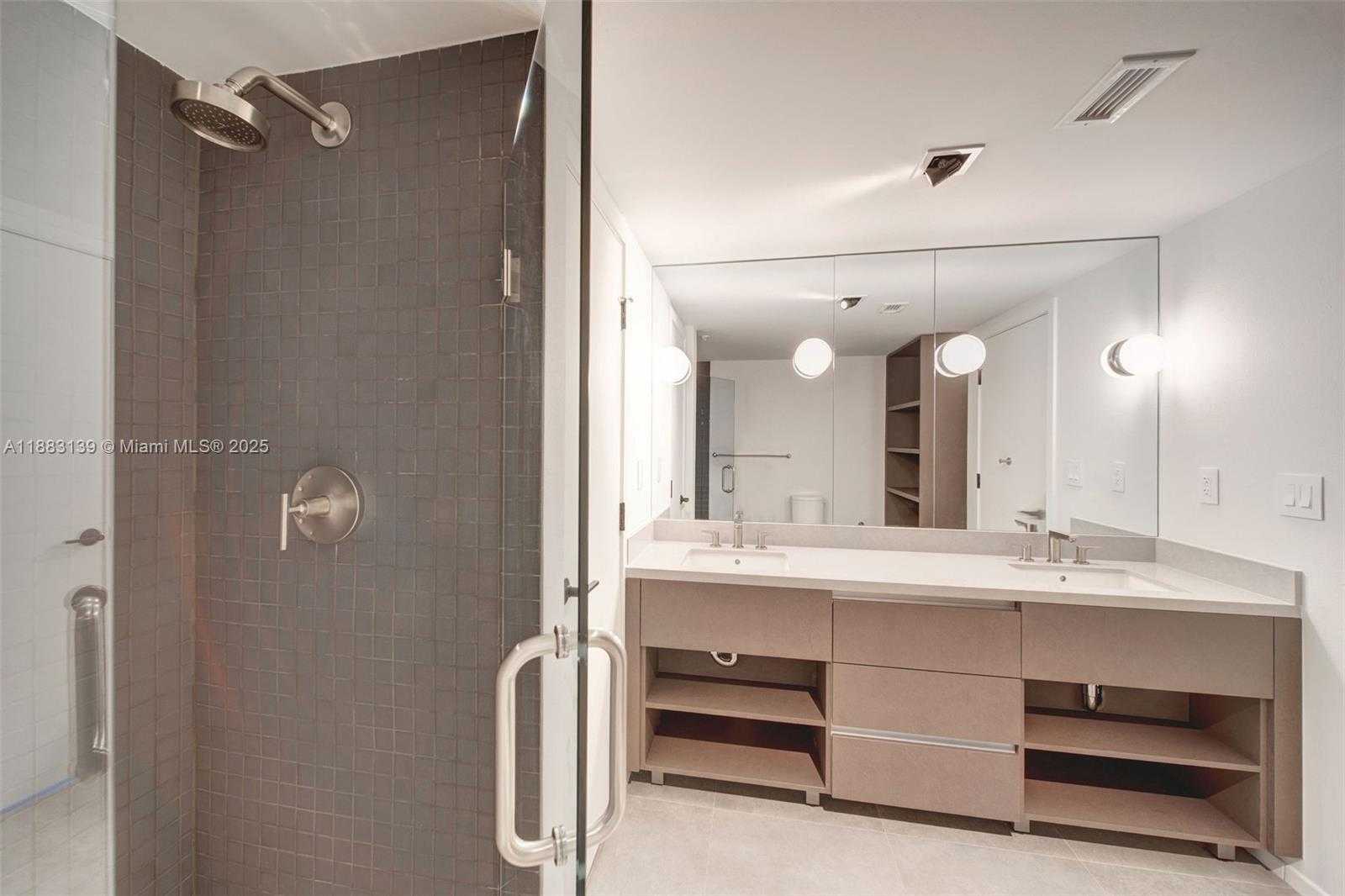 Small Image of 1500 BAY RD #T-1522, Miami Beach Number 27