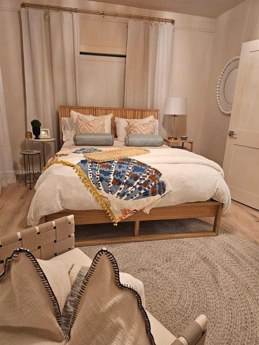 Small Image of 131 ZAMORA AVE #2, Coral Gables Number 11