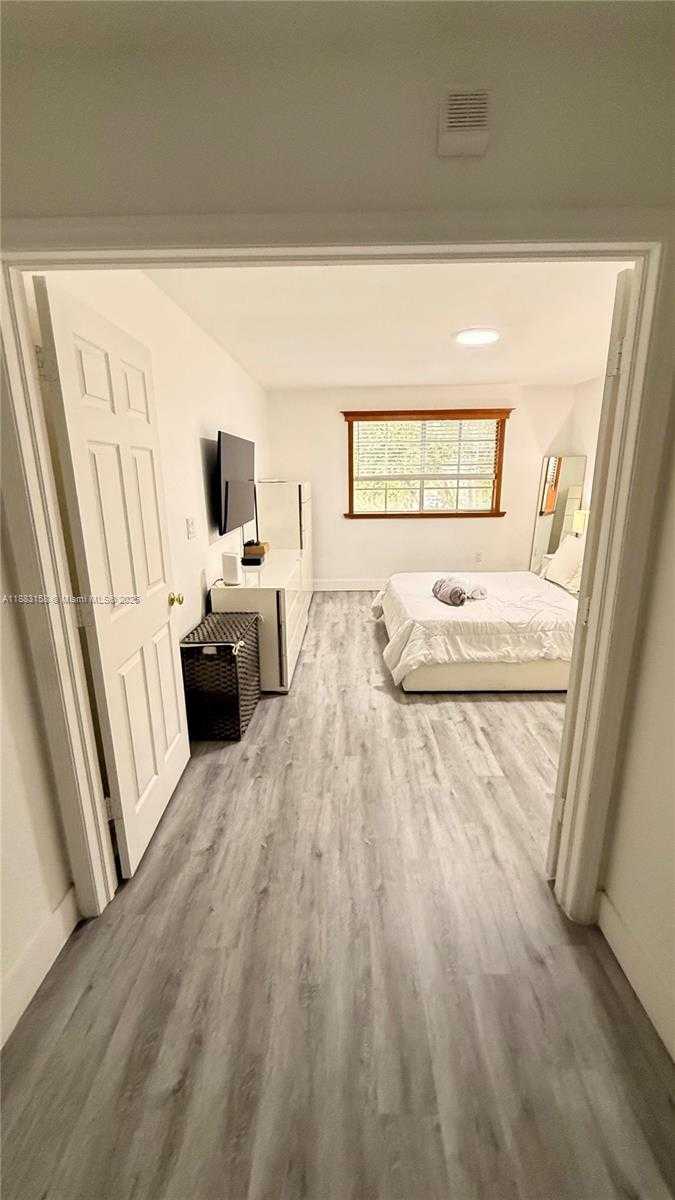 Small Image of 5725 NORTH WEST 114TH PATH #114, Doral Number 13