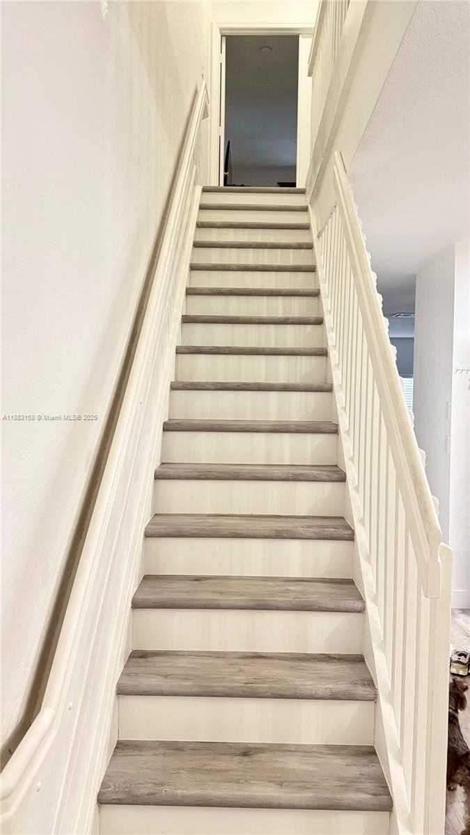 Small Image of 5725 NORTH WEST 114TH PATH #114, Doral Number 19