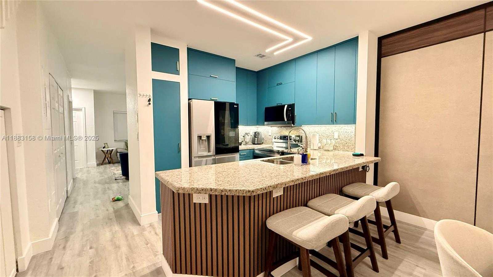 Small Image of 5725 NORTH WEST 114TH PATH #114, Doral Number 25