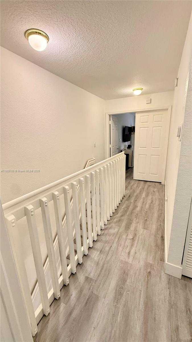 Small Image of 5725 NORTH WEST 114TH PATH #114, Doral Number 29