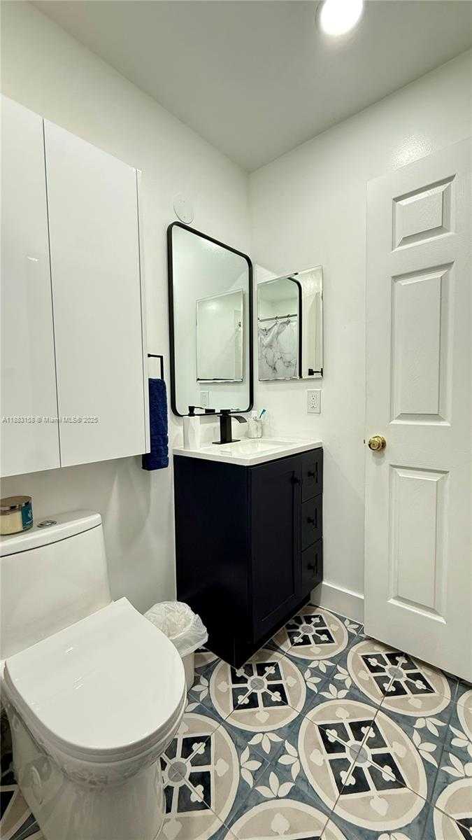 Small Image of 5725 NORTH WEST 114TH PATH #114, Doral Number 32