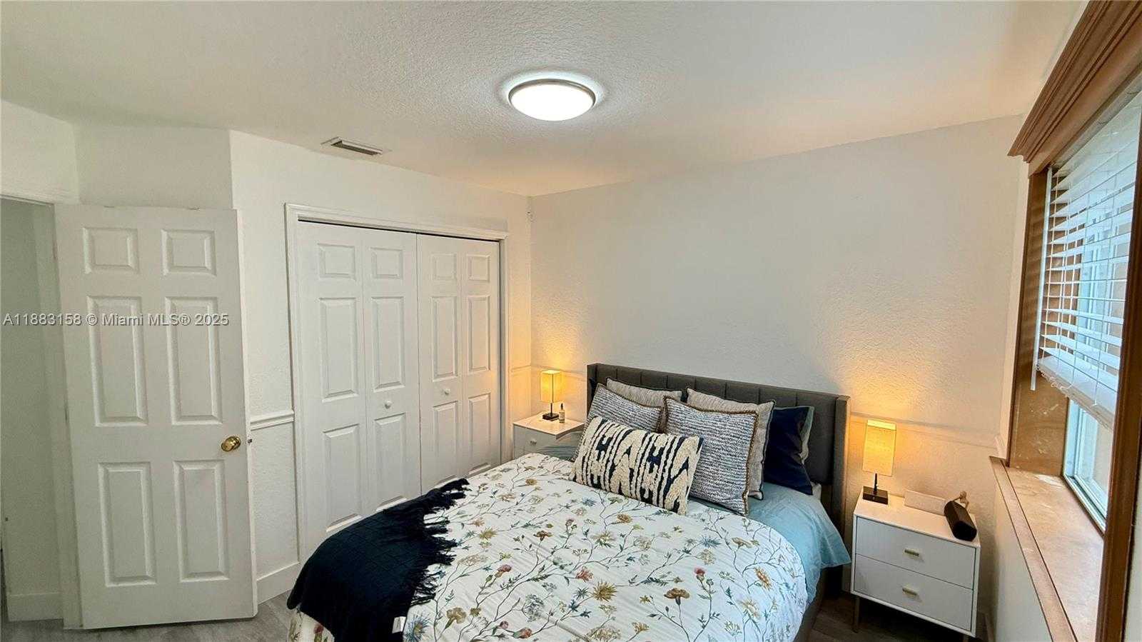 Small Image of 5725 NORTH WEST 114TH PATH #114, Doral Number 39