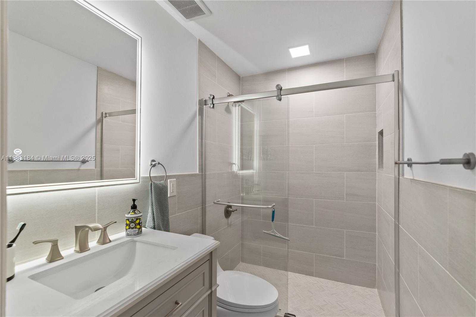 Small Image of 11102 NORTH WEST 83RD ST #102, Doral Number 22