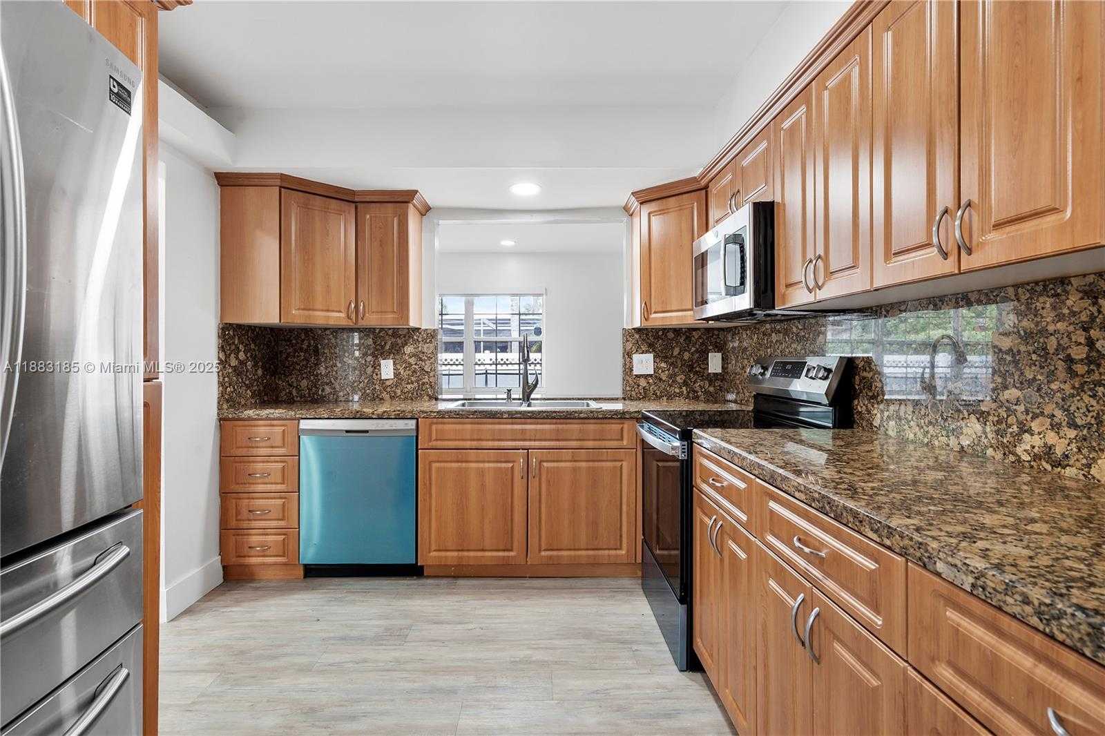 Small Image of 11240 SHERIDAN ST #11240, Pembroke Pines Number 20