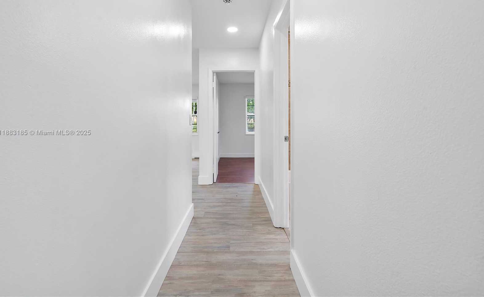 Small Image of 11240 SHERIDAN ST #11240, Pembroke Pines Number 35