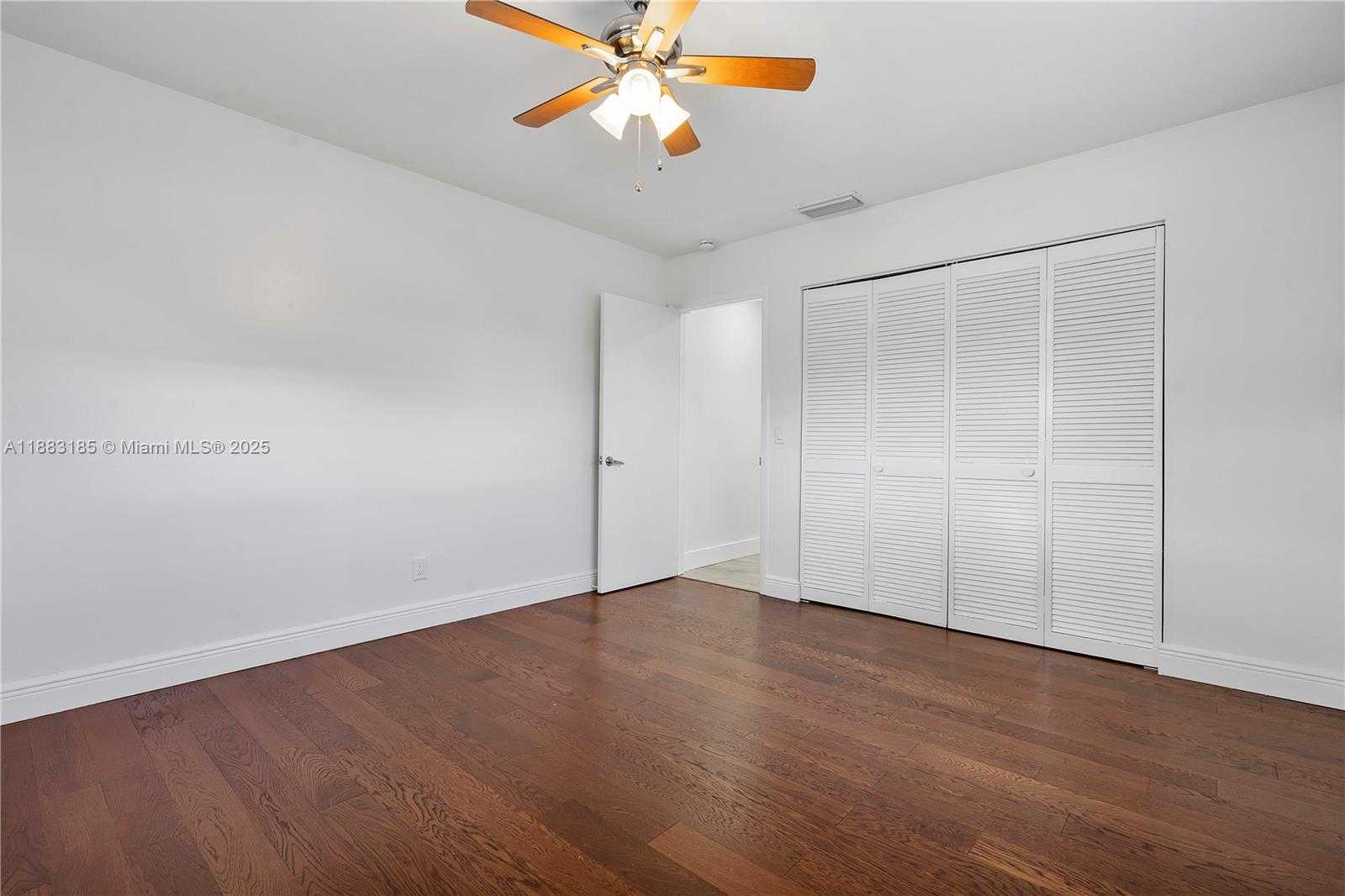 Small Image of 11240 SHERIDAN ST #11240, Pembroke Pines Number 37