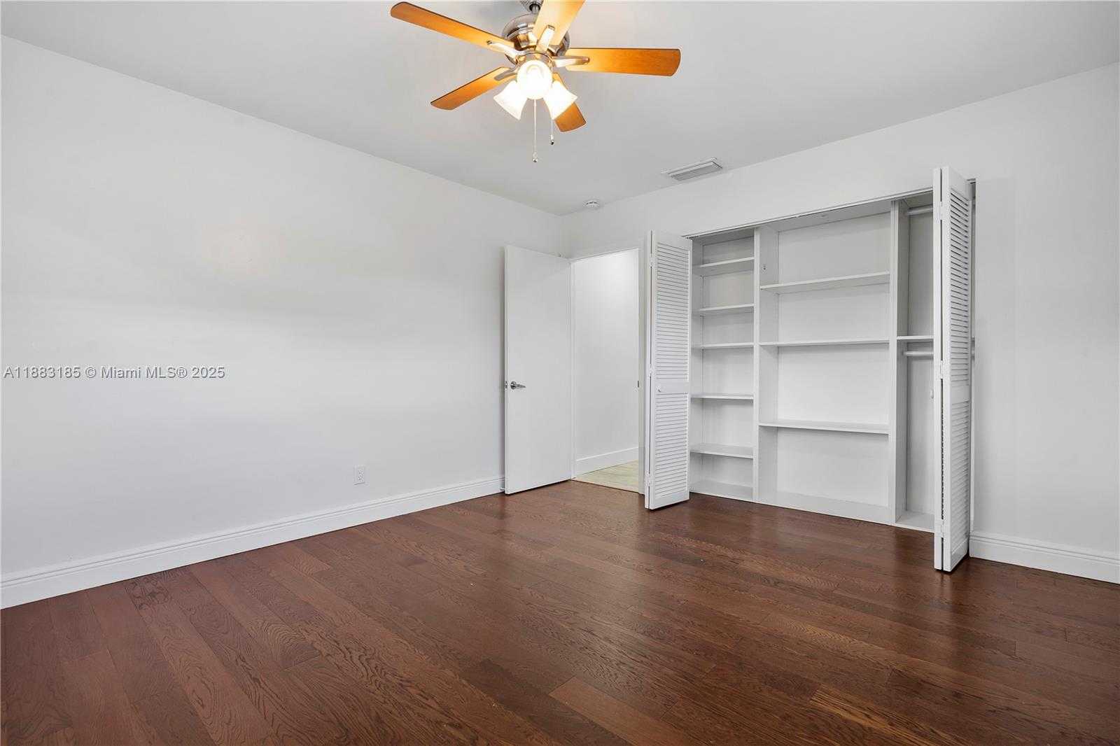 Small Image of 11240 SHERIDAN ST #11240, Pembroke Pines Number 39
