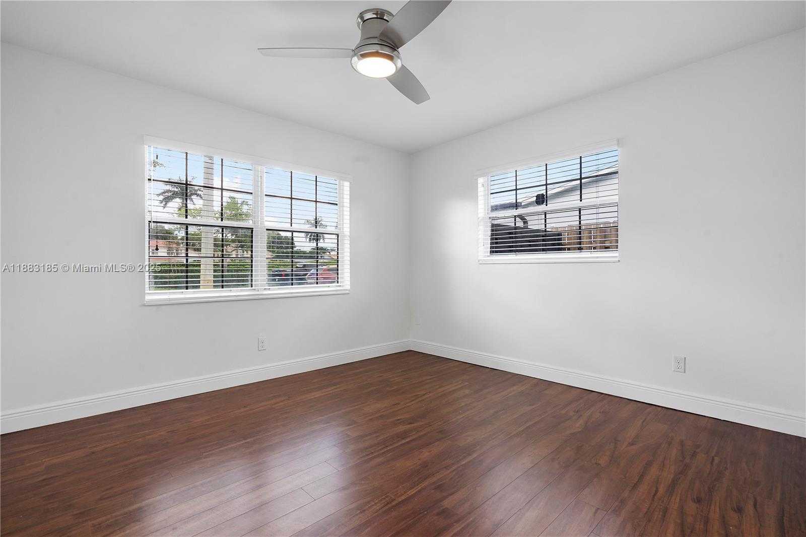 Small Image of 11240 SHERIDAN ST #11240, Pembroke Pines Number 40