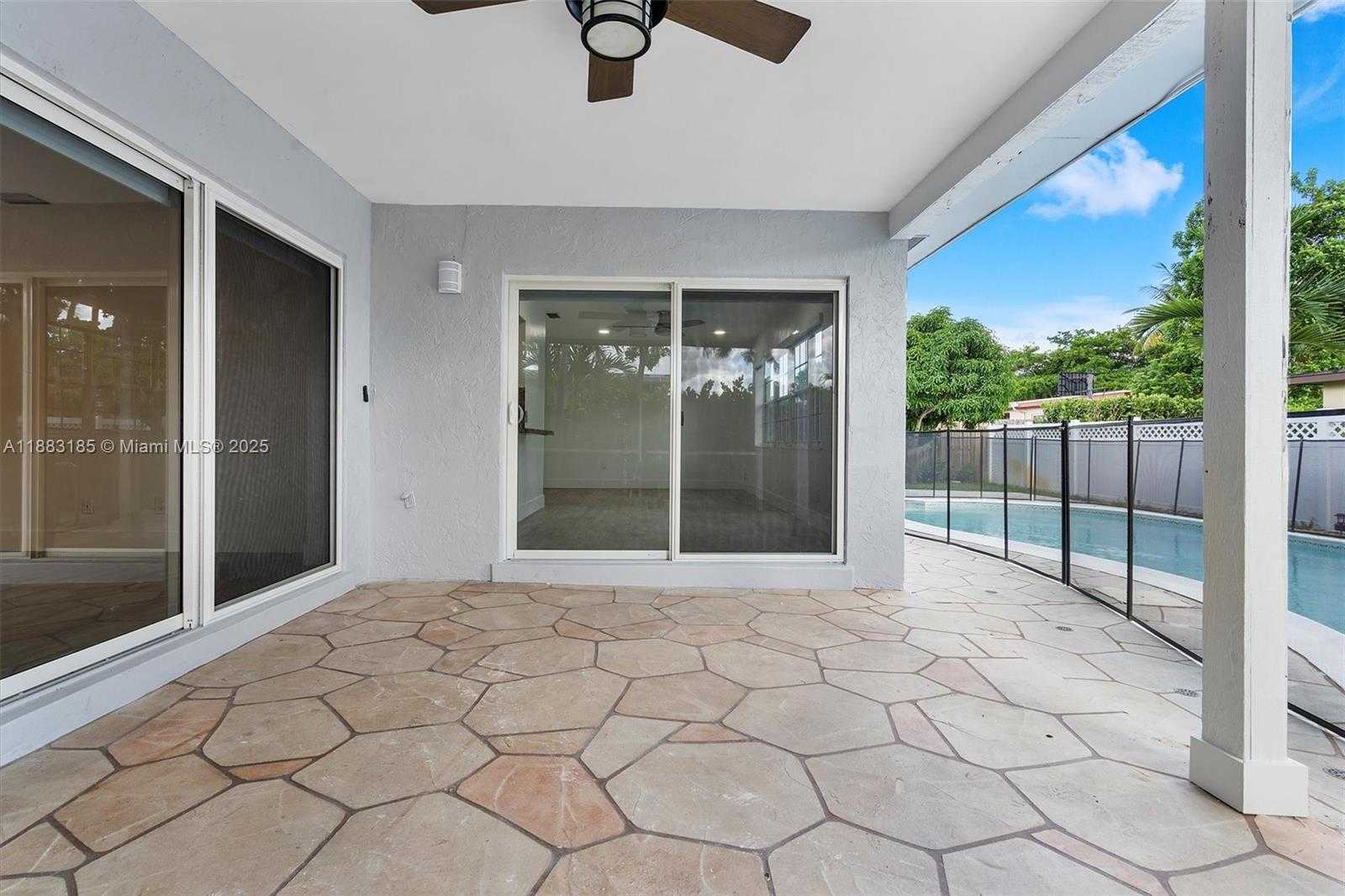 Small Image of 11240 SHERIDAN ST #11240, Pembroke Pines Number 50