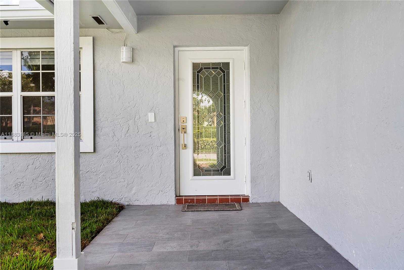 Small Image of 11240 SHERIDAN ST #11240, Pembroke Pines Number 6