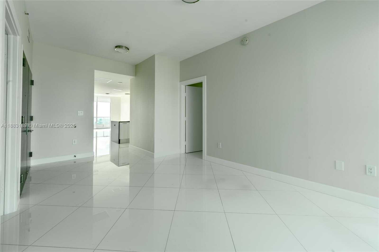 Small Image of 900 BISCAYNE BLVD #4802, Miami Number 15
