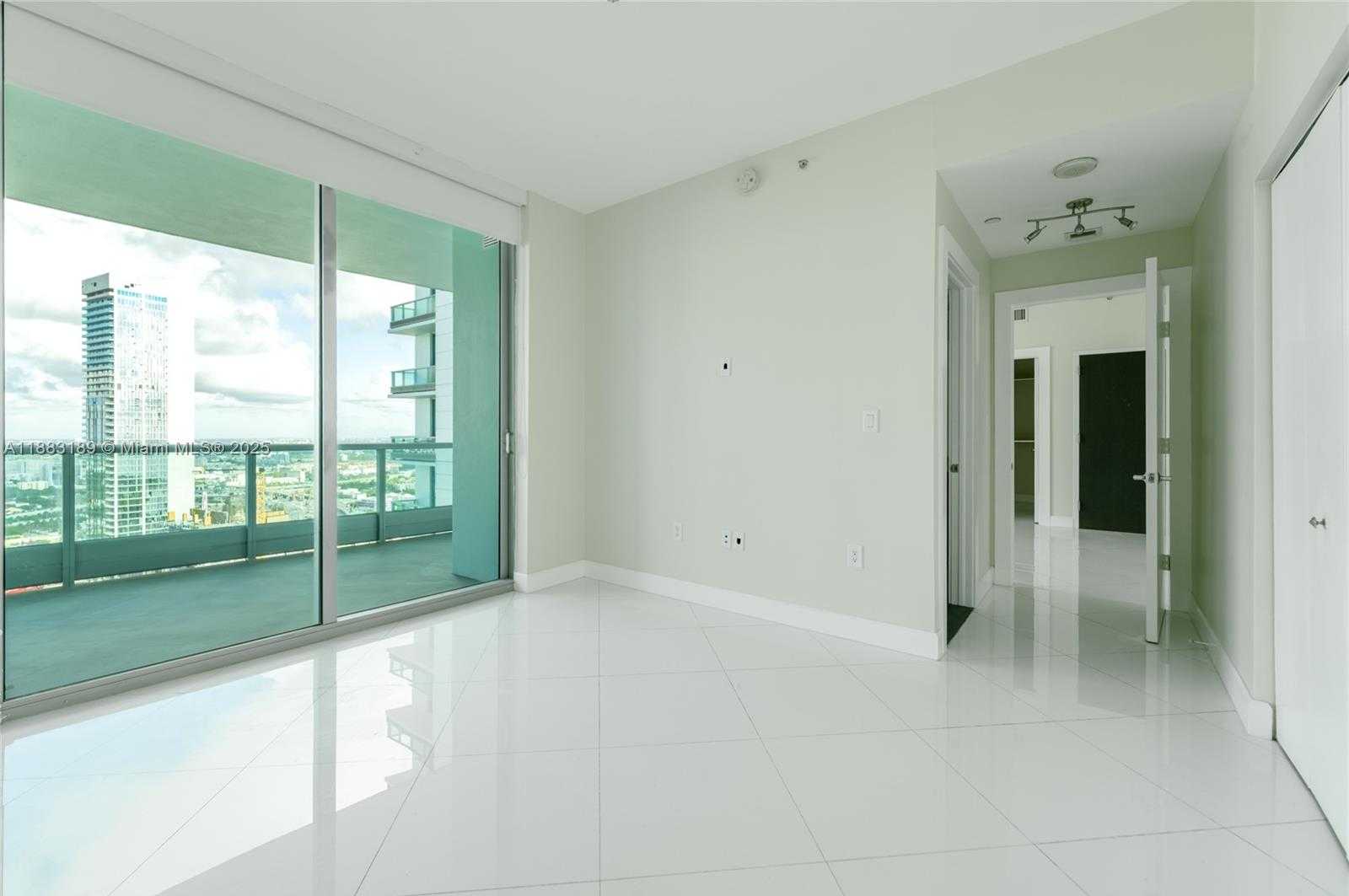 Small Image of 900 BISCAYNE BLVD #4802, Miami Number 19
