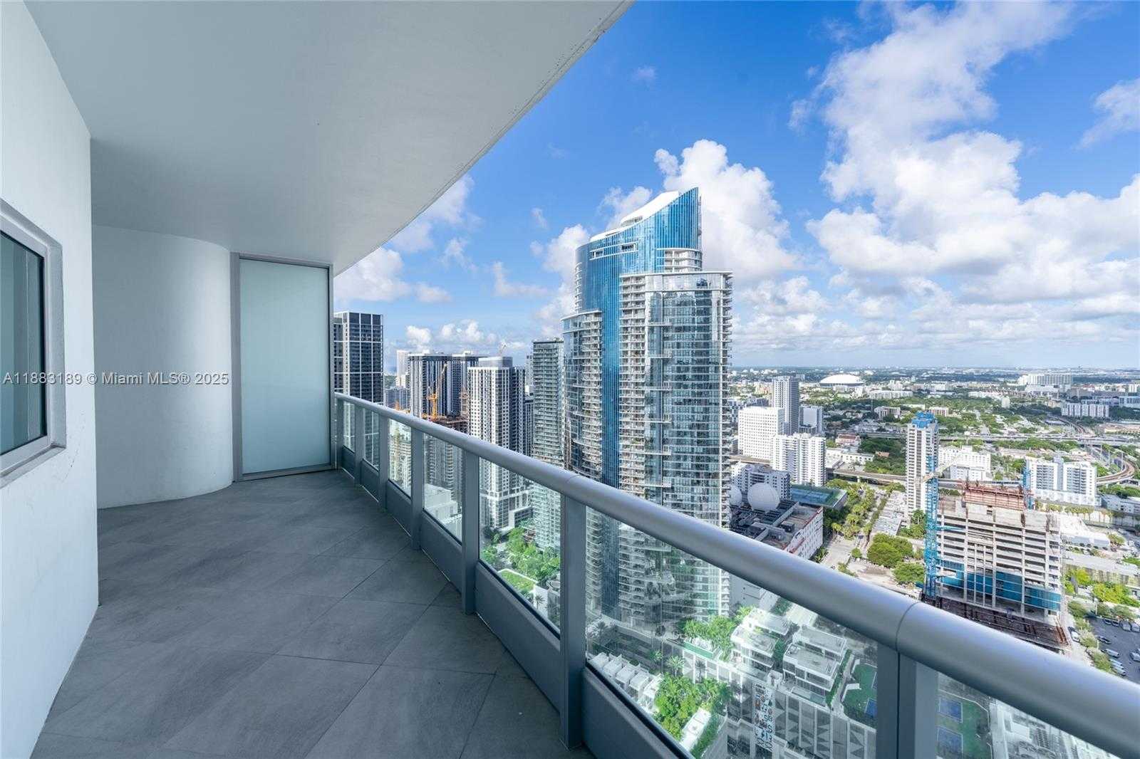 Small Image of 900 BISCAYNE BLVD #4802, Miami Number 2