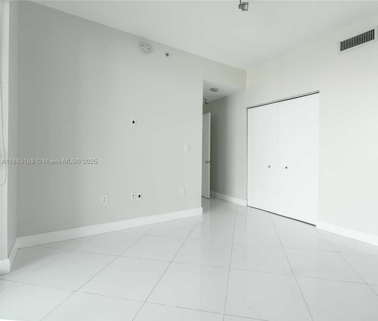 Small Image of 900 BISCAYNE BLVD #4802, Miami Number 20