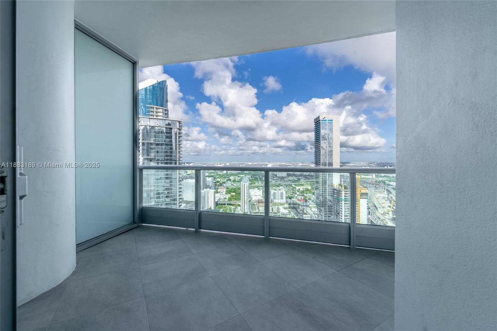 Small Image of 900 BISCAYNE BLVD #4802, Miami Number 21