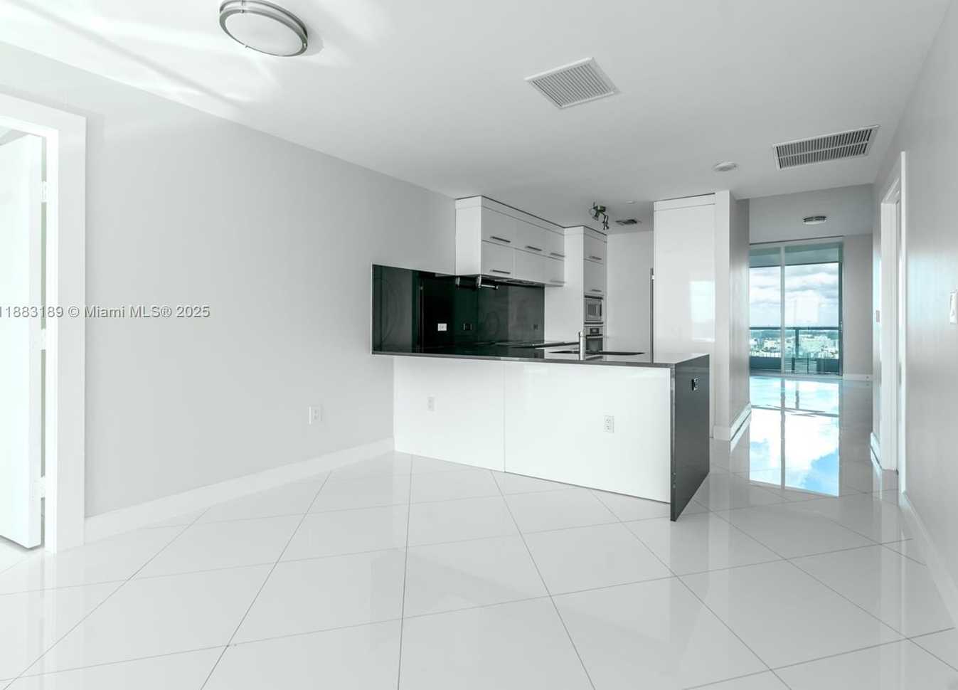 Small Image of 900 BISCAYNE BLVD #4802, Miami Number 29