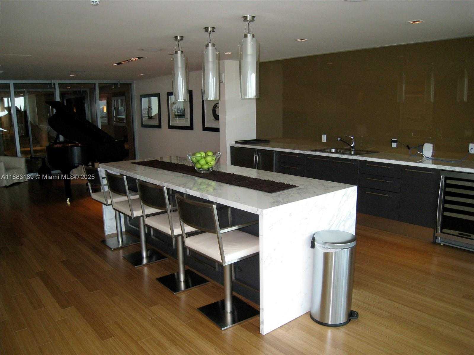 Small Image of 900 BISCAYNE BLVD #4802, Miami Number 52
