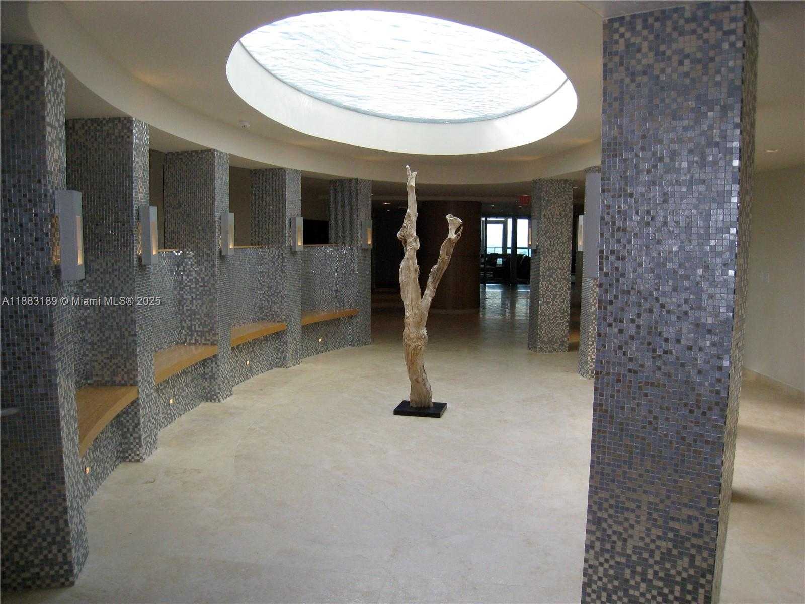 Small Image of 900 BISCAYNE BLVD #4802, Miami Number 66