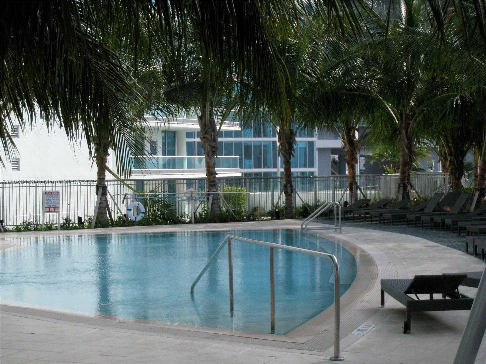 Small Image of 900 BISCAYNE BLVD #4802, Miami Number 68