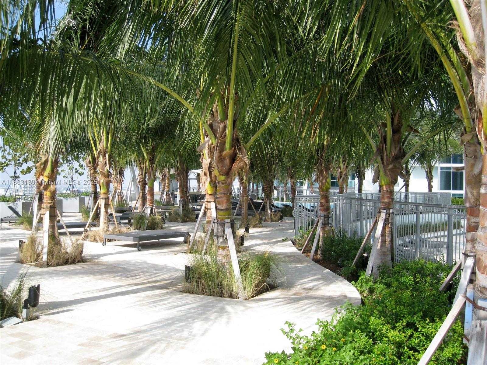 Small Image of 900 BISCAYNE BLVD #4802, Miami Number 75
