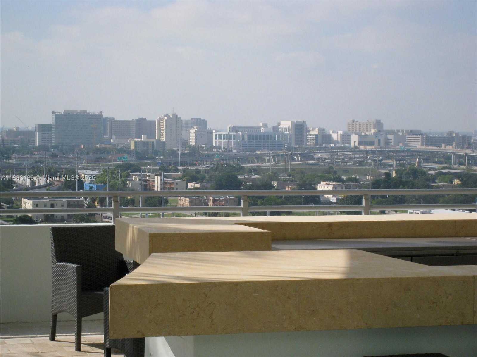 Small Image of 900 BISCAYNE BLVD #4802, Miami Number 80