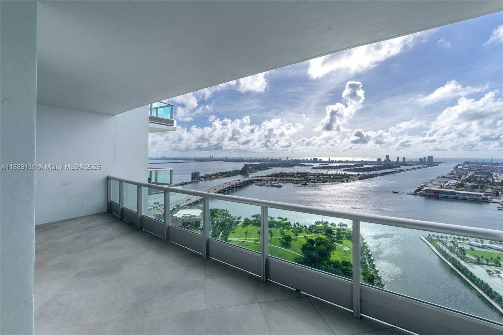 Small Image of 900 BISCAYNE BLVD #4802, Miami Number 9