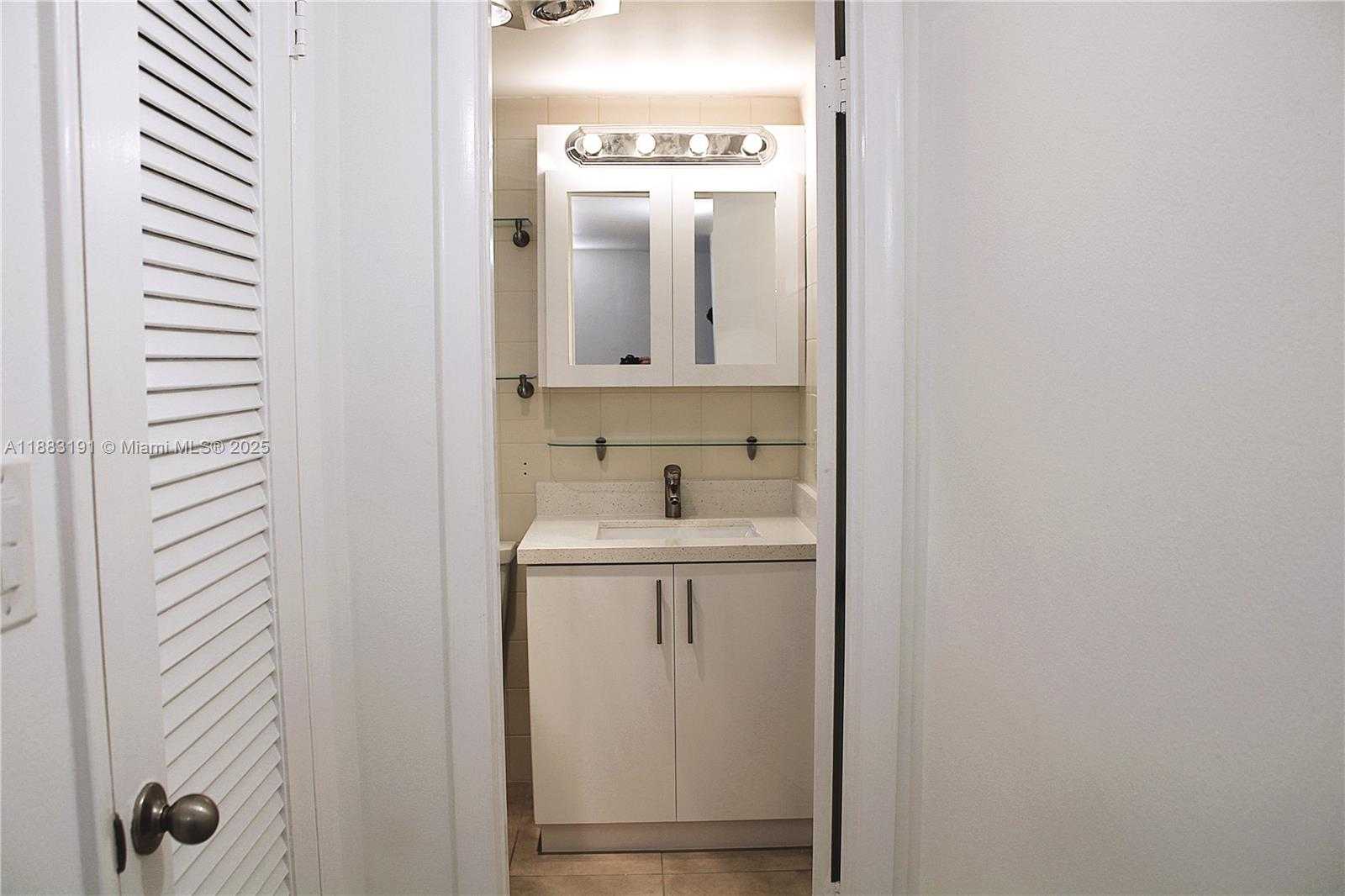 Small Image of 3020 MARCOS DR #S509, Aventura Number 6