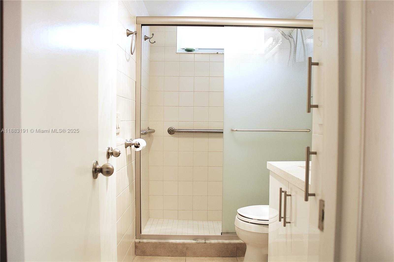 Small Image of 3020 MARCOS DR #S509, Aventura Number 7