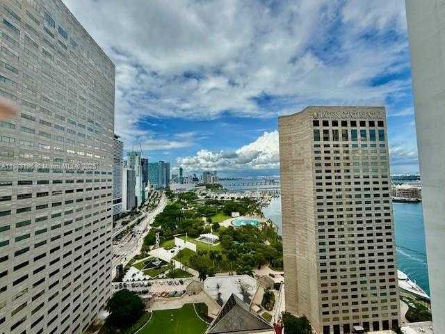 Small Image of 325 SOUTH BISCAYNE BLVD #2924, Miami Number 18