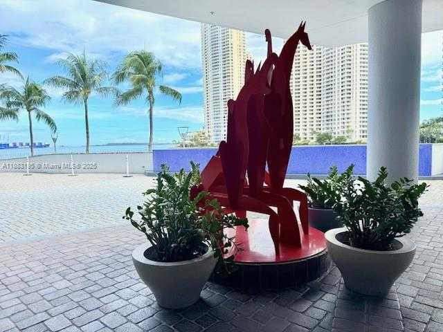 Small Image of 325 SOUTH BISCAYNE BLVD #2924, Miami Number 29
