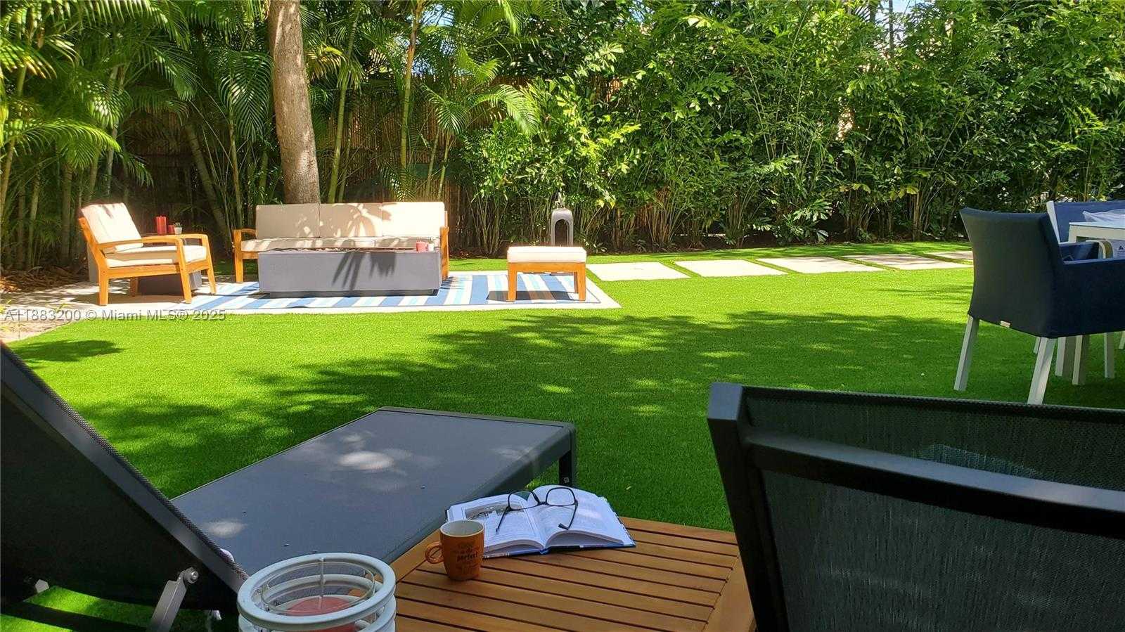 Small Image of 77 NORTH EAST 43RD ST #77, Miami Number 3