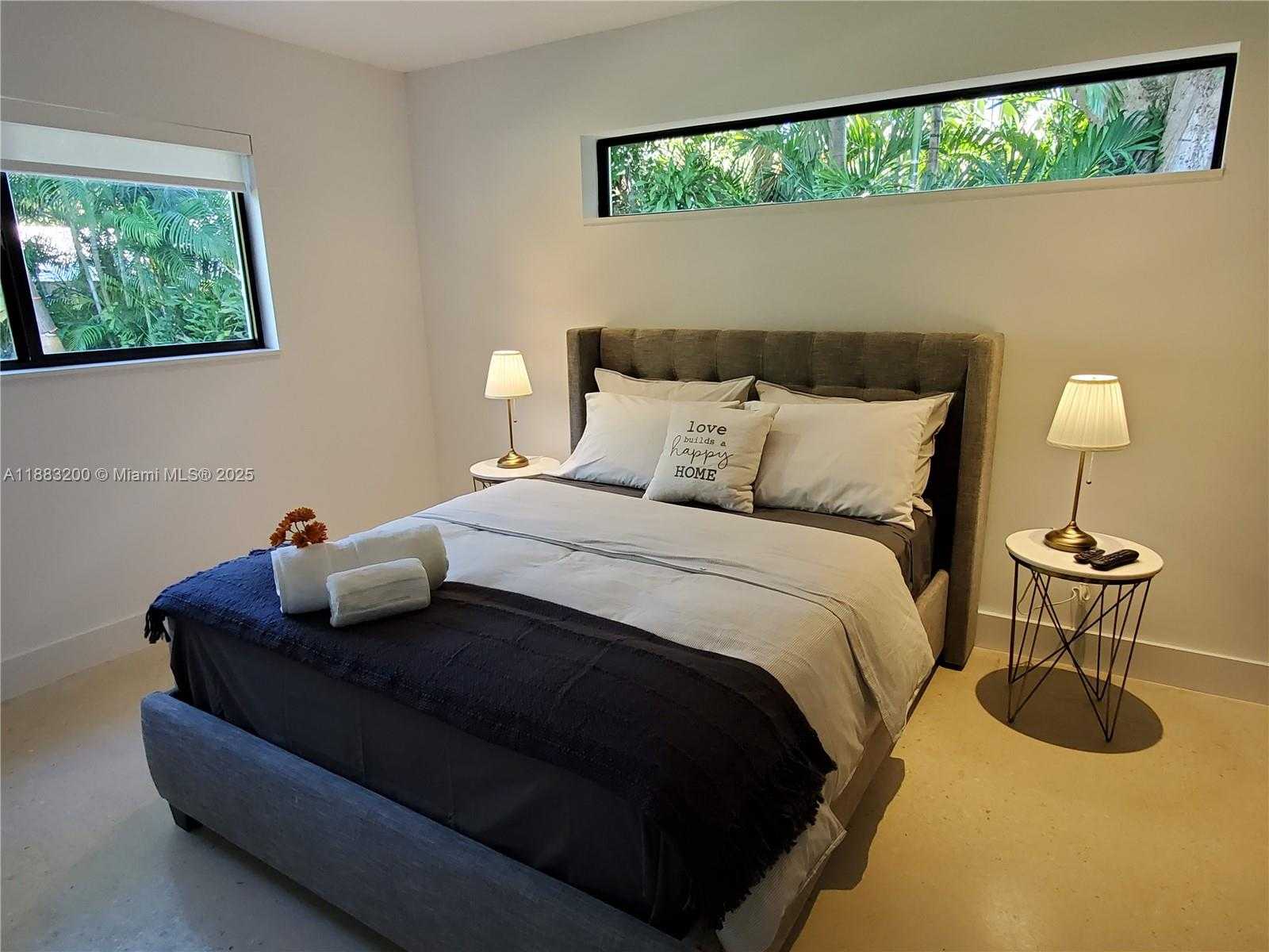 Small Image of 77 NORTH EAST 43RD ST #77, Miami Number 36
