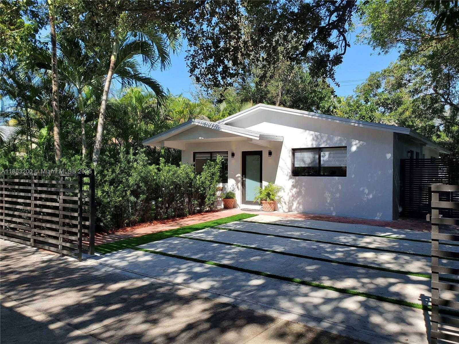 Small Image of 77 NORTH EAST 43RD ST #77, Miami Number 37