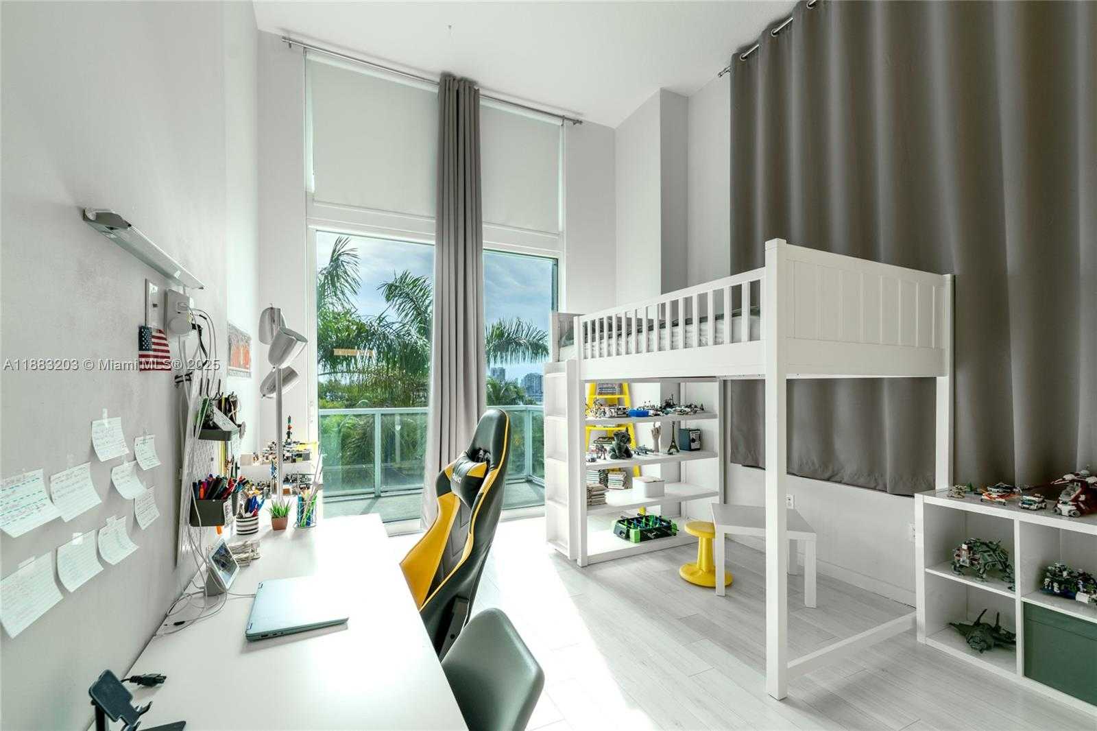 Small Image of 1900 NORTH BAYSHORE DR #602, Miami Number 19