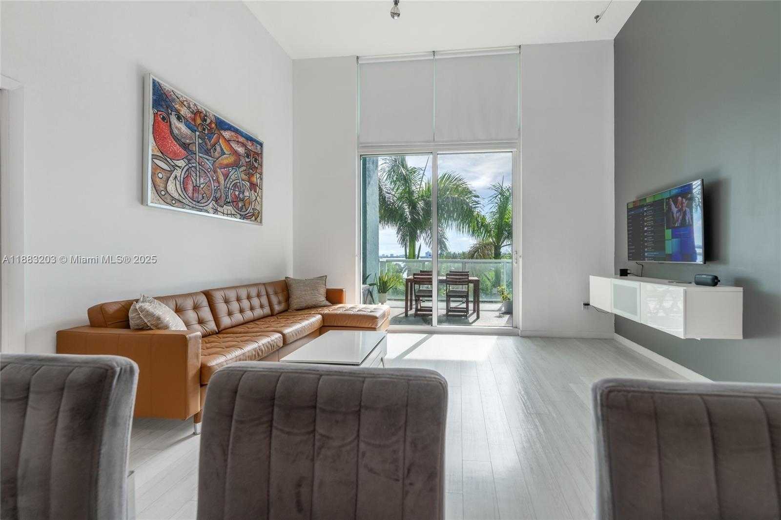 Small Image of 1900 NORTH BAYSHORE DR #602, Miami Number 2