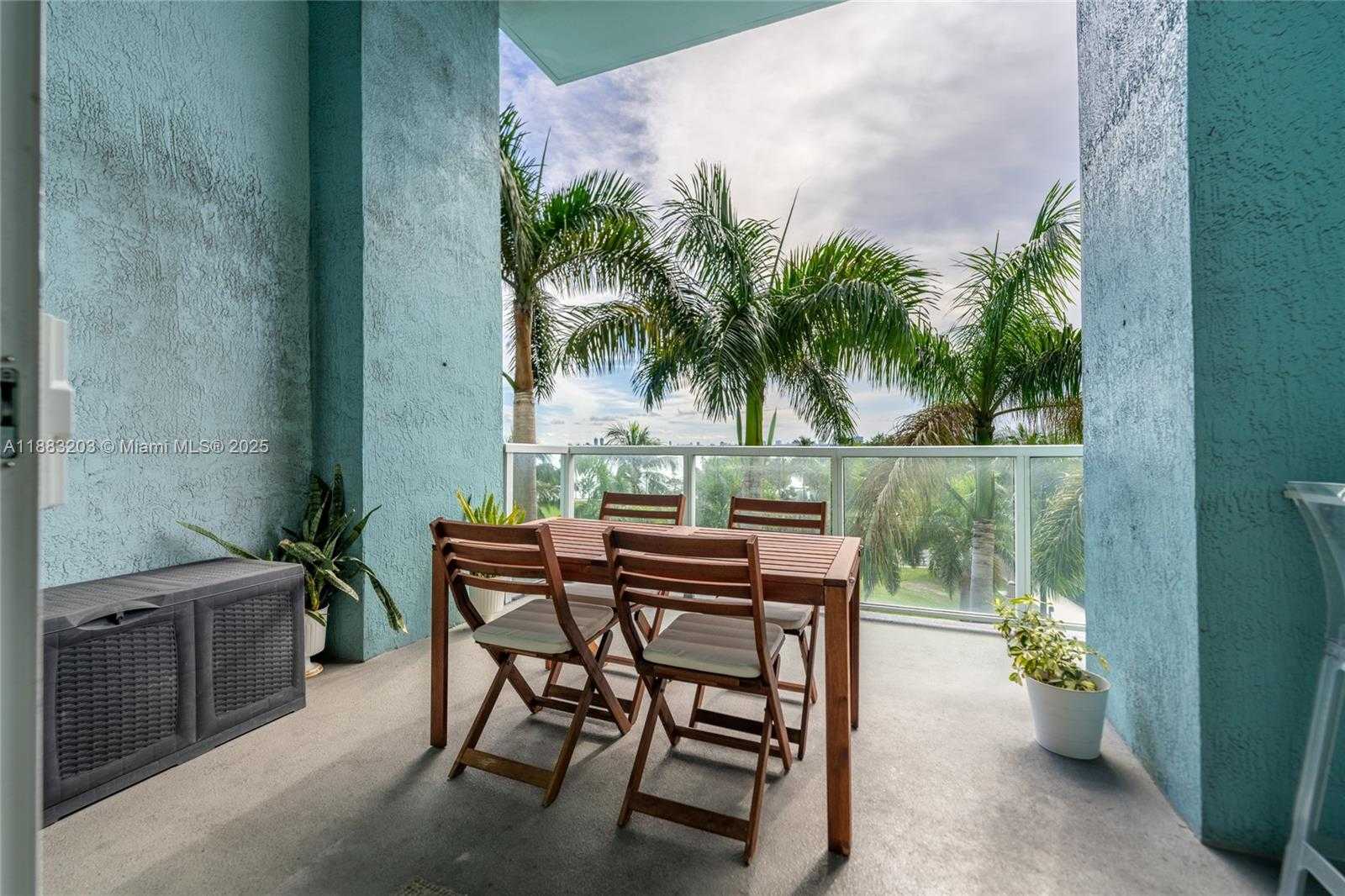 Small Image of 1900 NORTH BAYSHORE DR #602, Miami Number 5