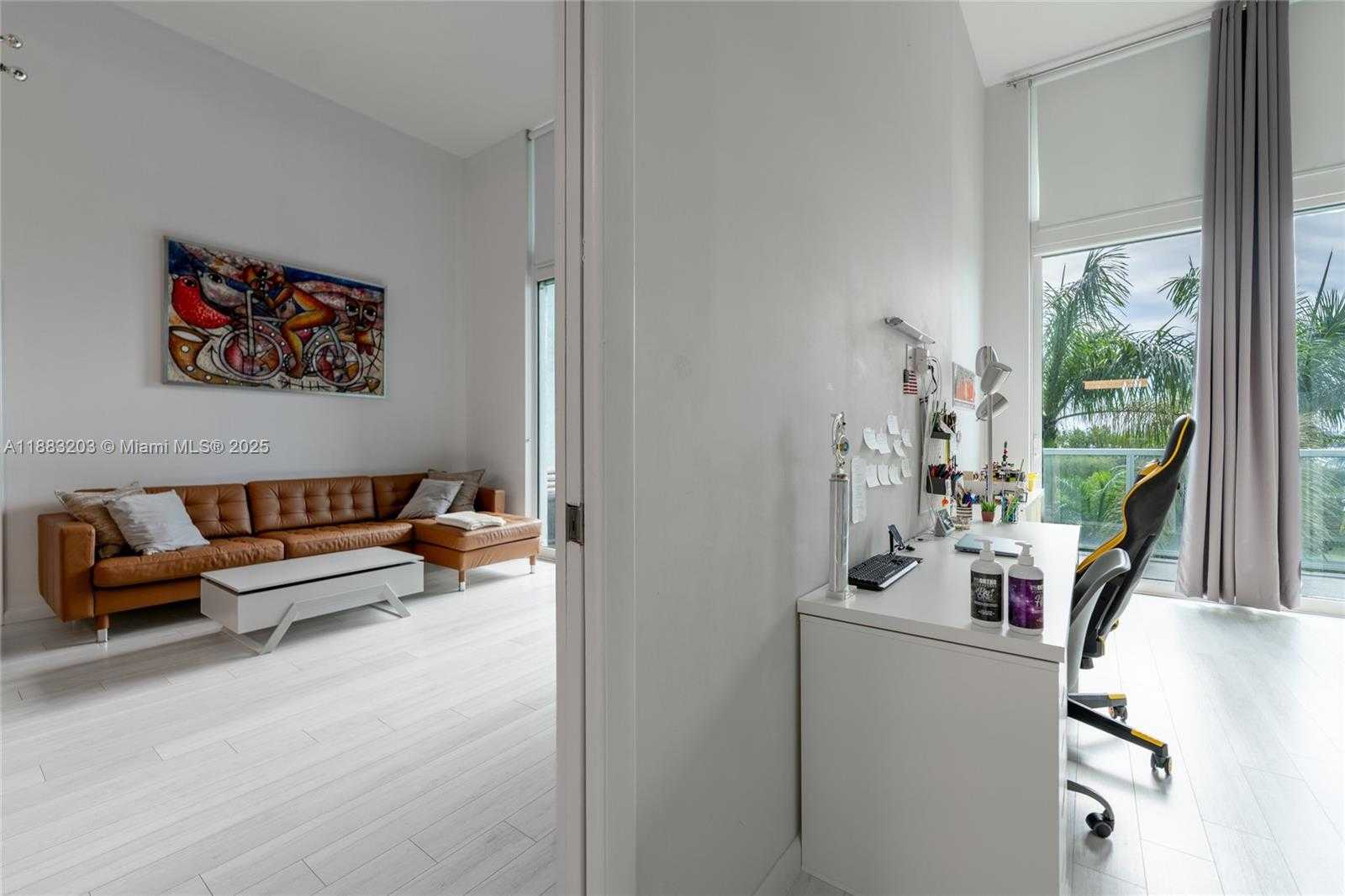 Small Image of 1900 NORTH BAYSHORE DR #602, Miami Number 7