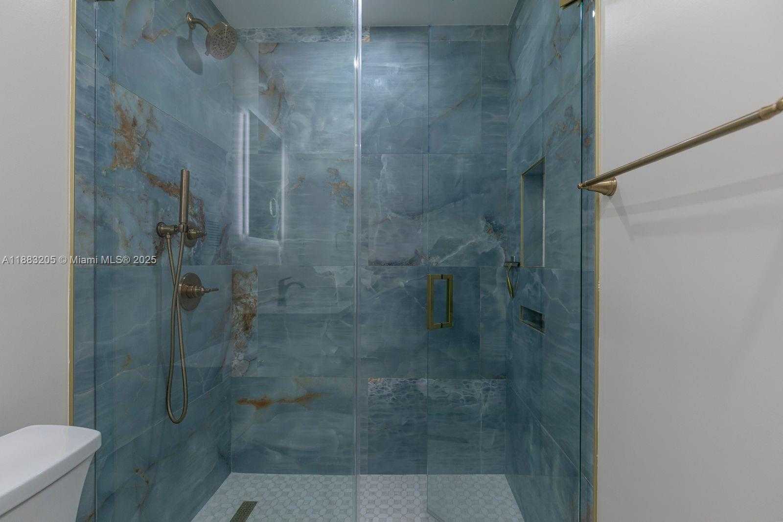 Small Image of 5641 SOUTH WEST 67TH AVE, South Miami Number 33