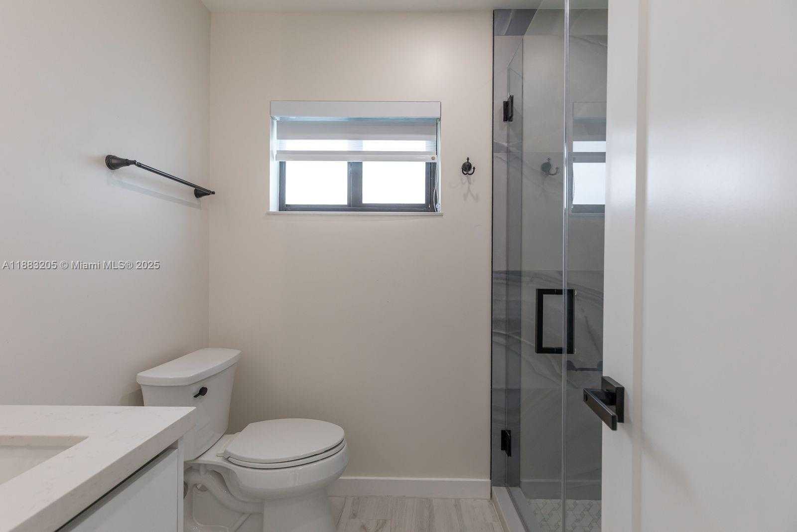 Small Image of 5641 SOUTH WEST 67TH AVE, South Miami Number 38