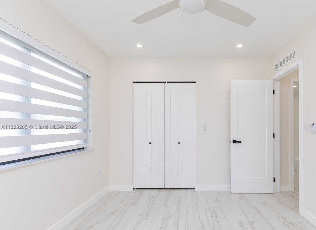 Small Image of 5641 SOUTH WEST 67TH AVE, South Miami Number 40