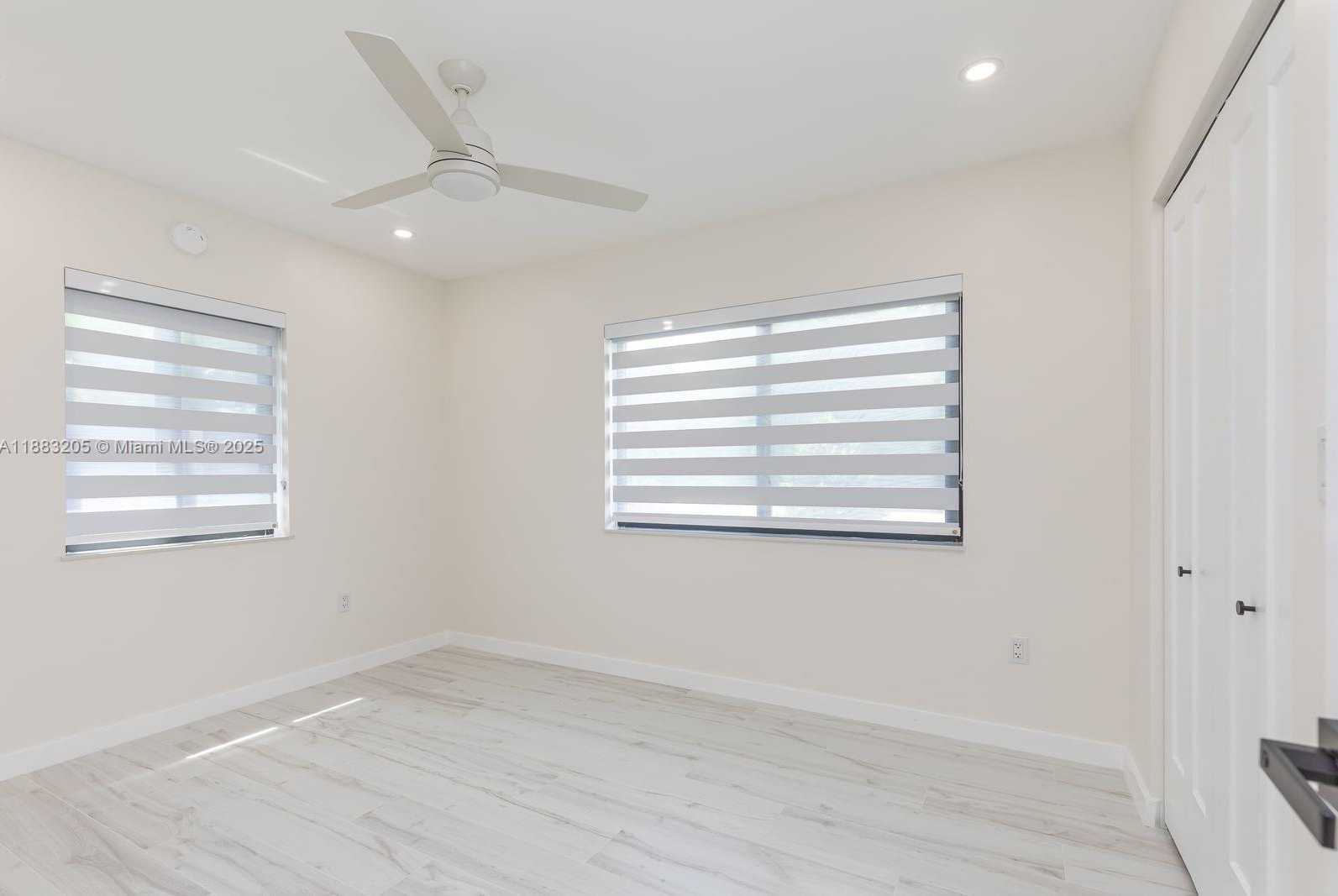 Small Image of 5641 SOUTH WEST 67TH AVE, South Miami Number 42