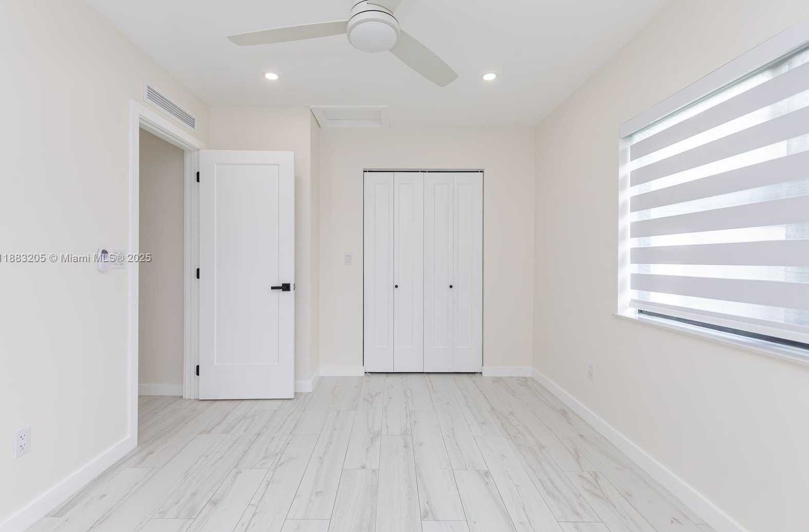 Small Image of 5641 SOUTH WEST 67TH AVE, South Miami Number 43