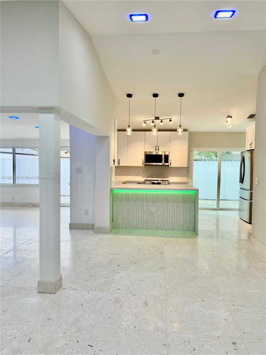 Small Image of 20848 SOUTH WEST 118TH AVE #20848, Miami Number 11
