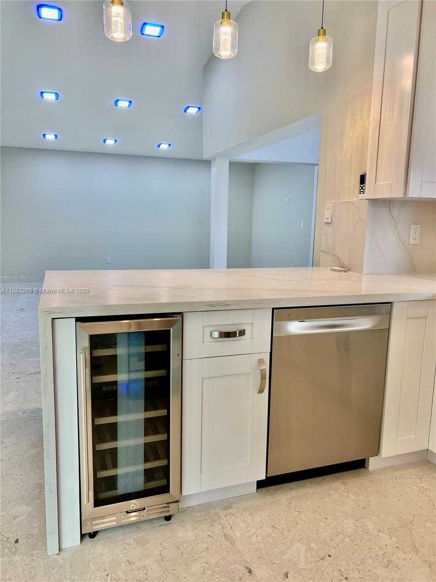 Small Image of 20848 SOUTH WEST 118TH AVE #20848, Miami Number 16