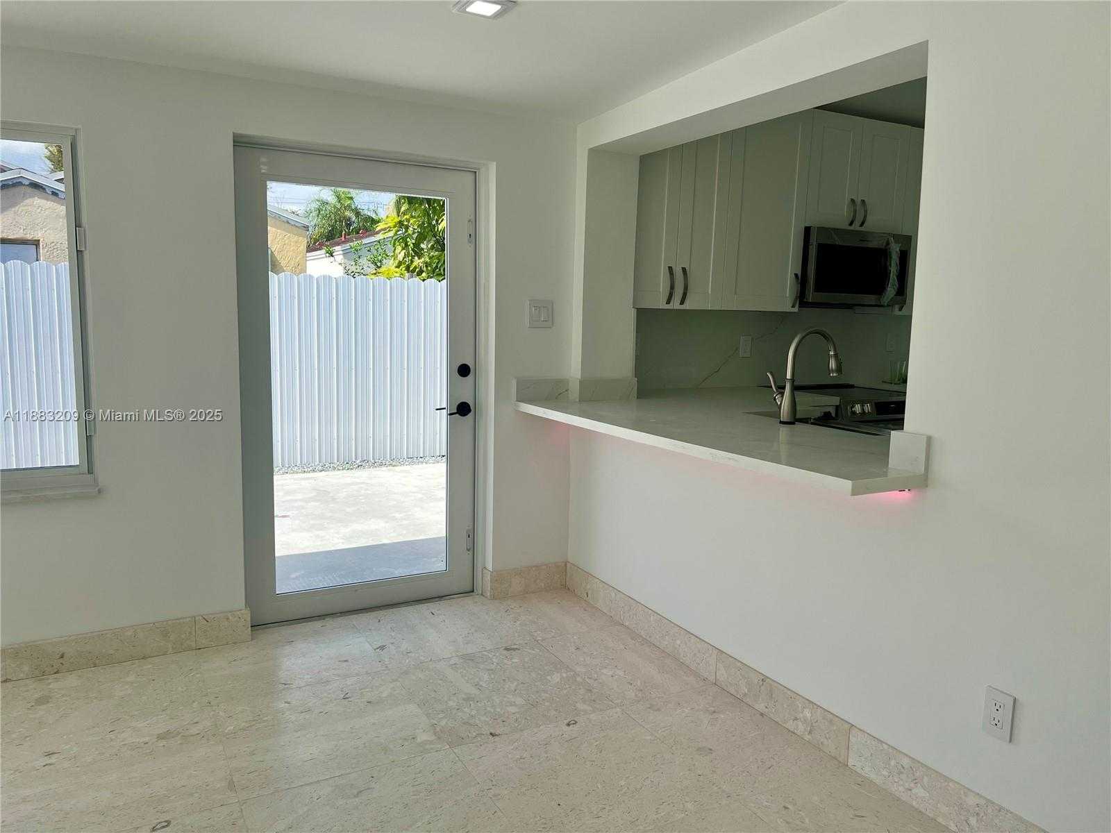 Small Image of 20848 SOUTH WEST 118TH AVE #20848, Miami Number 31